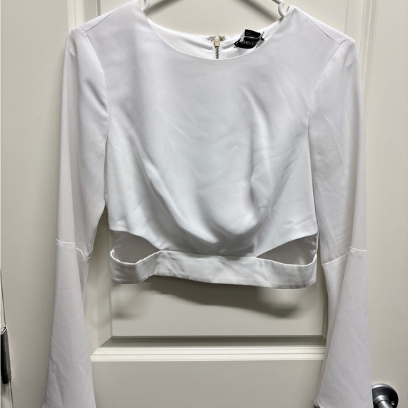 bebe Tops - Bebe White Long Sleeve Crop Top